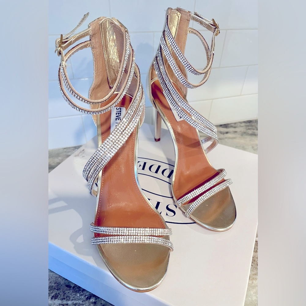 STEVE MADDEN FIFFI SANDAL 4” Covered Stiletto Rhinestone Heel w/ Zipper Back
